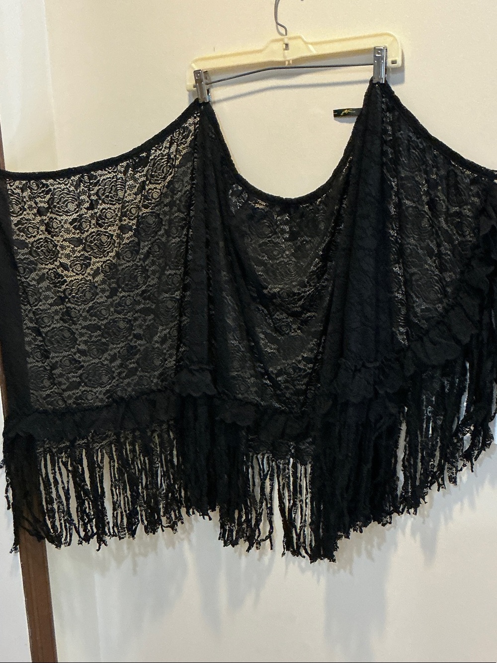 GOTTEX BLACK LACE WRAP